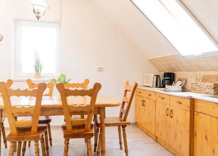 Gyulavezer Lovasbirodalma Vendeghaza بيت ضيافة