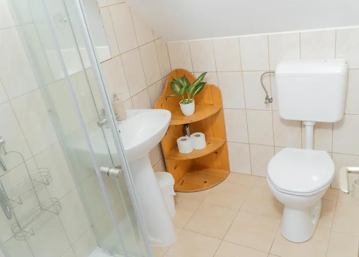 Gyulavezer Lovasbirodalma Vendeghaza Gyulakeszi