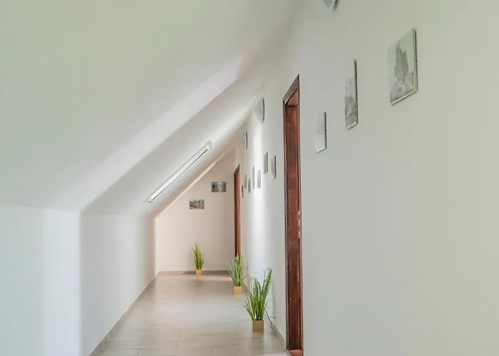 بيت ضيافة Gyulavezer Lovasbirodalma Vendeghaza 3*